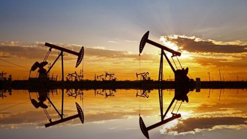 Mỹ: Sản lượng dầu thô giảm rất mạnh do ảnh hưởng của cơn bão tại vùng vịnh US Gulf