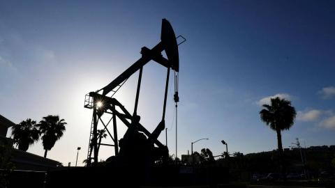 EIA: Sản lượng khai thác dầu đá phiến của Mỹ giảm trong tháng Tư