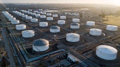 Fujairah: Cân nhắc việc mở rộng dung tích kho chứa dầu lên 17 triệu mét khối.