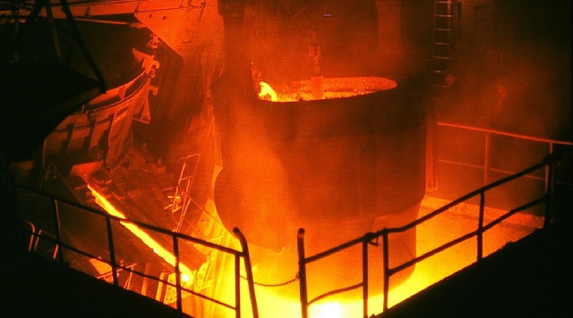 Sản lượng thép Trung Quốc nửa cuối năm xu hướng giảm, giá quặng sắt đi xuống