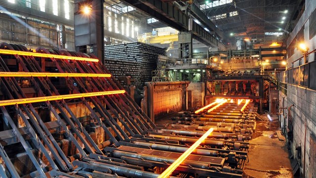 Nhập khẩu quặng sắt của Trung Quốc xuống mức thấp nhất trong 13 tháng