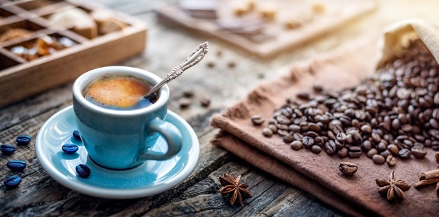 Sắc xanh tràn ngập cả thị trường cà phê trong nước và thế giới