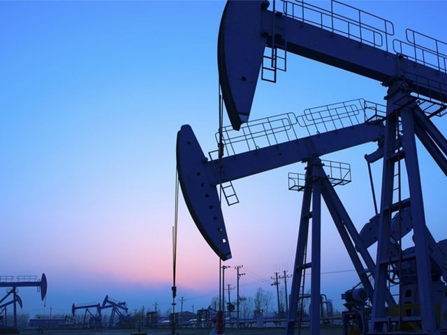Giá dầu thế giới hôm nay 24/8 tiếp tục tăng
