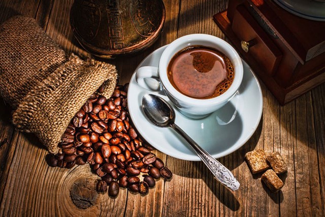 Giá cà phê hôm nay 29/9: Thị trường biến động mạnh do nguồn cung từ Việt Nam và Brazil bị gián đoạn