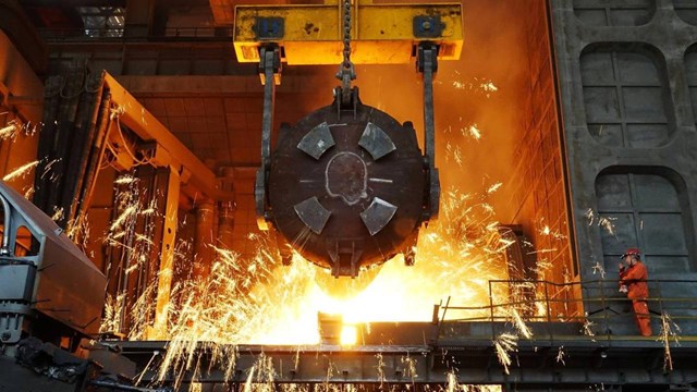 Giá sắt thép hôm nay 2/11: Quặng sắt Trung Quốc giảm xuống mức thấp gần 1 năm